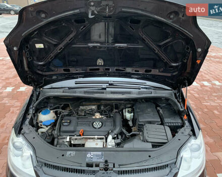 Черный Фольксваген Гольф Плюс, объемом двигателя 1.4 л и пробегом 218 тыс. км за 6700 $, фото 29 на Automoto.ua