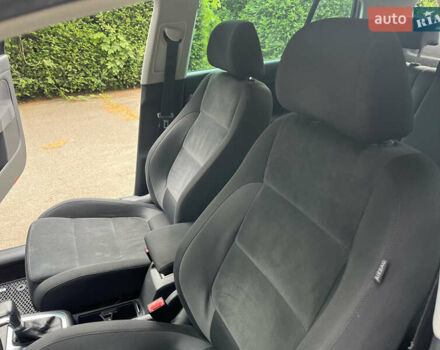 Черный Фольксваген Гольф Плюс, объемом двигателя 2 л и пробегом 245 тыс. км за 7999 $, фото 24 на Automoto.ua