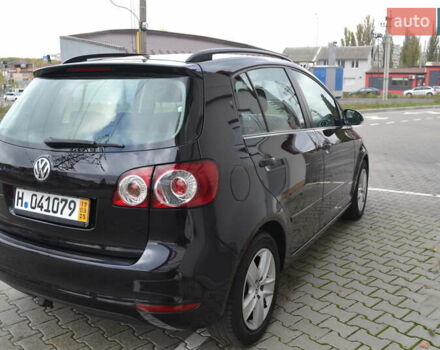 Черный Фольксваген Гольф Плюс, объемом двигателя 1.6 л и пробегом 190 тыс. км за 8550 $, фото 5 на Automoto.ua