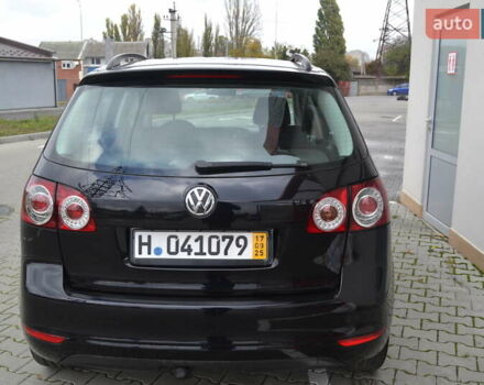 Черный Фольксваген Гольф Плюс, объемом двигателя 1.6 л и пробегом 190 тыс. км за 8550 $, фото 6 на Automoto.ua