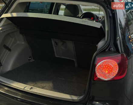 Черный Фольксваген Гольф Плюс, объемом двигателя 1.4 л и пробегом 218 тыс. км за 6250 $, фото 21 на Automoto.ua