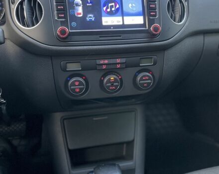 Черный Фольксваген Гольф Плюс, объемом двигателя 1.6 л и пробегом 170 тыс. км за 7700 $, фото 3 на Automoto.ua