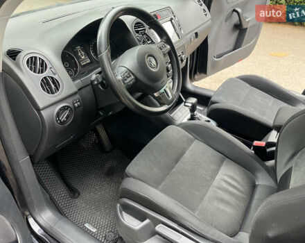 Черный Фольксваген Гольф Плюс, объемом двигателя 2 л и пробегом 245 тыс. км за 7999 $, фото 23 на Automoto.ua