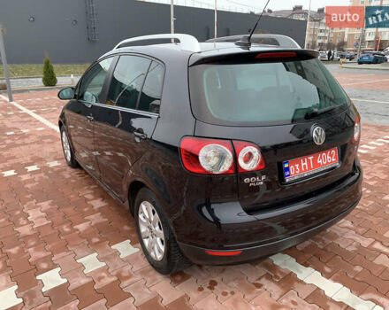 Черный Фольксваген Гольф Плюс, объемом двигателя 1.4 л и пробегом 218 тыс. км за 6700 $, фото 6 на Automoto.ua