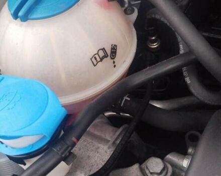 Черный Фольксваген Гольф Плюс, объемом двигателя 1.4 л и пробегом 152 тыс. км за 5999 $, фото 26 на Automoto.ua