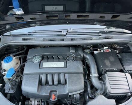 Черный Фольксваген Гольф Плюс, объемом двигателя 1.6 л и пробегом 170 тыс. км за 7700 $, фото 4 на Automoto.ua
