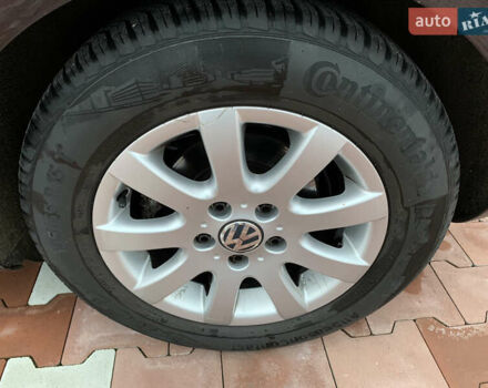 Черный Фольксваген Гольф Плюс, объемом двигателя 1.4 л и пробегом 218 тыс. км за 6700 $, фото 30 на Automoto.ua