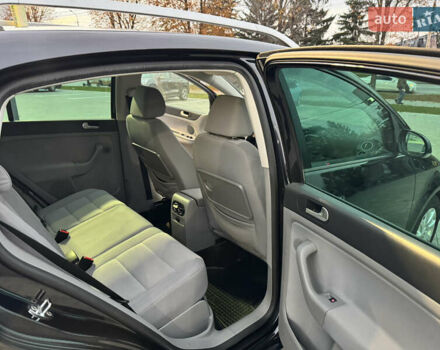 Черный Фольксваген Гольф Плюс, объемом двигателя 1.4 л и пробегом 218 тыс. км за 6250 $, фото 23 на Automoto.ua