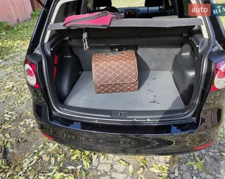 Черный Фольксваген Гольф Плюс, объемом двигателя 1.4 л и пробегом 154 тыс. км за 10000 $, фото 12 на Automoto.ua