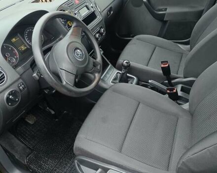 Черный Фольксваген Гольф Плюс, объемом двигателя 1.4 л и пробегом 153 тыс. км за 6700 $, фото 11 на Automoto.ua