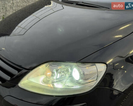 Черный Фольксваген Гольф Плюс, объемом двигателя 1.4 л и пробегом 218 тыс. км за 6250 $, фото 6 на Automoto.ua