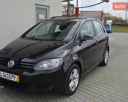 Черный Фольксваген Гольф Плюс, объемом двигателя 1.6 л и пробегом 190 тыс. км за 8550 $, фото 3 на Automoto.ua