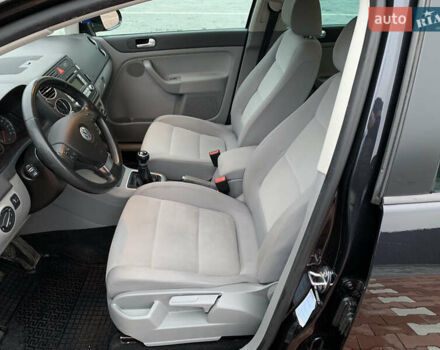 Черный Фольксваген Гольф Плюс, объемом двигателя 1.4 л и пробегом 218 тыс. км за 6700 $, фото 12 на Automoto.ua