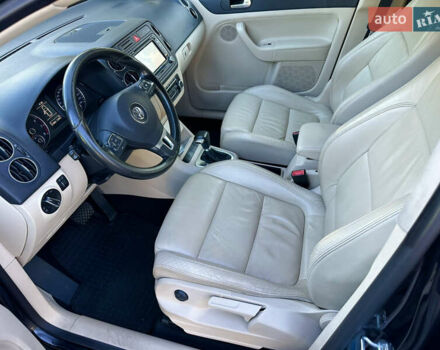 Черный Фольксваген Гольф Плюс, объемом двигателя 1.4 л и пробегом 228 тыс. км за 9300 $, фото 14 на Automoto.ua