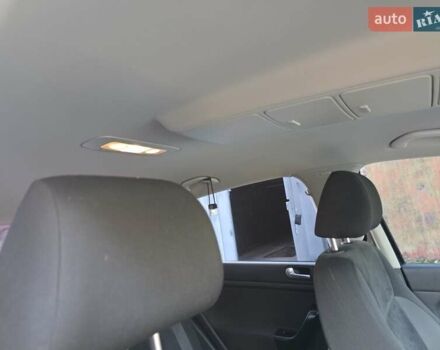 Черный Фольксваген Гольф Плюс, объемом двигателя 1.4 л и пробегом 154 тыс. км за 10000 $, фото 14 на Automoto.ua