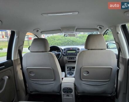 Черный Фольксваген Гольф Плюс, объемом двигателя 1.4 л и пробегом 217 тыс. км за 7900 $, фото 79 на Automoto.ua