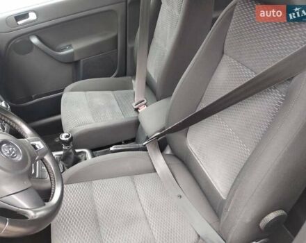 Черный Фольксваген Гольф Плюс, объемом двигателя 1.4 л и пробегом 180 тыс. км за 7400 $, фото 12 на Automoto.ua