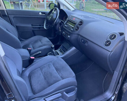 Черный Фольксваген Гольф Плюс, объемом двигателя 1.39 л и пробегом 254 тыс. км за 7799 $, фото 14 на Automoto.ua