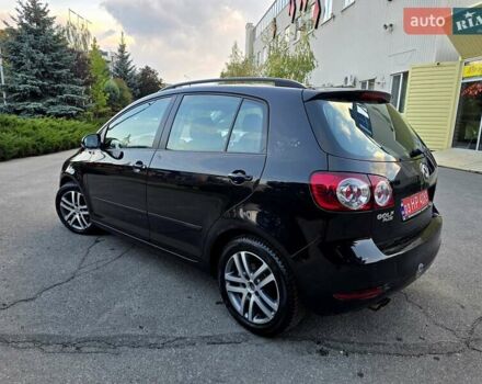 Черный Фольксваген Гольф Плюс, объемом двигателя 1.4 л и пробегом 217 тыс. км за 7900 $, фото 6 на Automoto.ua