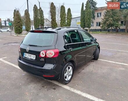 Черный Фольксваген Гольф Плюс, объемом двигателя 1.6 л и пробегом 236 тыс. км за 8100 $, фото 3 на Automoto.ua