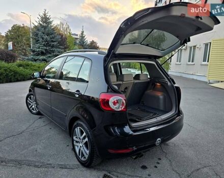 Черный Фольксваген Гольф Плюс, объемом двигателя 1.4 л и пробегом 217 тыс. км за 7900 $, фото 76 на Automoto.ua