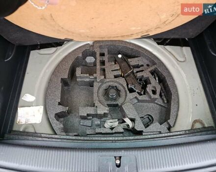 Черный Фольксваген Гольф Плюс, объемом двигателя 1.6 л и пробегом 236 тыс. км за 8100 $, фото 15 на Automoto.ua