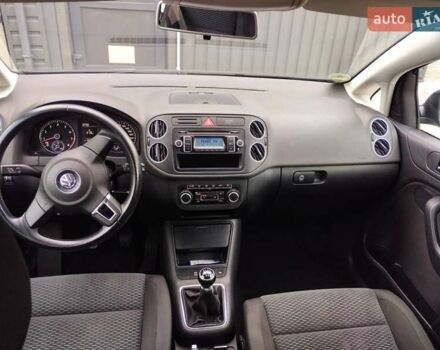 Чорний Фольксваген Golf Plus, об'ємом двигуна 1.4 л та пробігом 180 тис. км за 7400 $, фото 10 на Automoto.ua