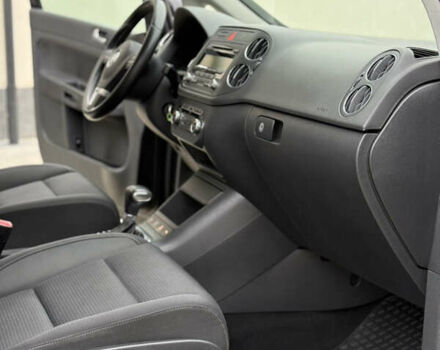 Чорний Фольксваген Golf Plus, об'ємом двигуна 1.6 л та пробігом 261 тис. км за 8750 $, фото 40 на Automoto.ua