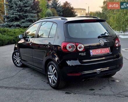 Черный Фольксваген Гольф Плюс, объемом двигателя 1.4 л и пробегом 217 тыс. км за 7900 $, фото 97 на Automoto.ua
