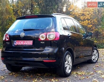 Черный Фольксваген Гольф Плюс, объемом двигателя 1.6 л и пробегом 242 тыс. км за 7600 $, фото 8 на Automoto.ua