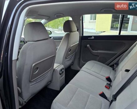 Черный Фольксваген Гольф Плюс, объемом двигателя 1.4 л и пробегом 217 тыс. км за 7900 $, фото 73 на Automoto.ua