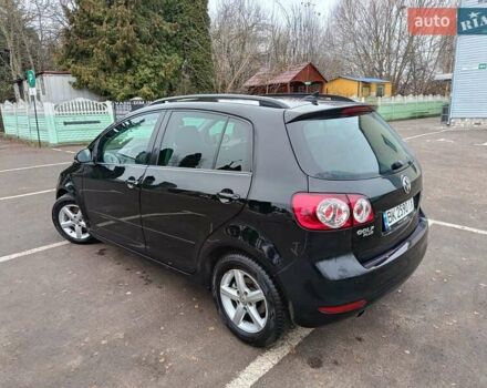 Черный Фольксваген Гольф Плюс, объемом двигателя 1.6 л и пробегом 236 тыс. км за 8100 $, фото 4 на Automoto.ua