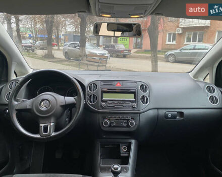 Чорний Фольксваген Golf Plus, об'ємом двигуна 1.6 л та пробігом 163 тис. км за 7499 $, фото 10 на Automoto.ua
