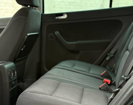 Чорний Фольксваген Golf Plus, об'ємом двигуна 1.6 л та пробігом 251 тис. км за 8550 $, фото 57 на Automoto.ua