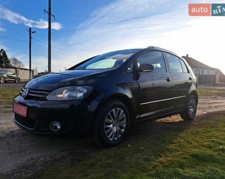 Черный Фольксваген Гольф Плюс, объемом двигателя 1.4 л и пробегом 207 тыс. км за 8400 $, фото 4 на Automoto.ua