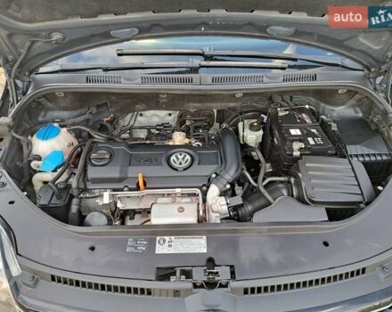 Черный Фольксваген Гольф Плюс, объемом двигателя 1.4 л и пробегом 207 тыс. км за 8400 $, фото 13 на Automoto.ua