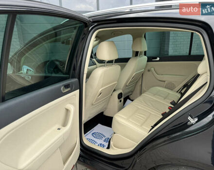 Черный Фольксваген Гольф Плюс, объемом двигателя 1.4 л и пробегом 151 тыс. км за 9500 $, фото 14 на Automoto.ua