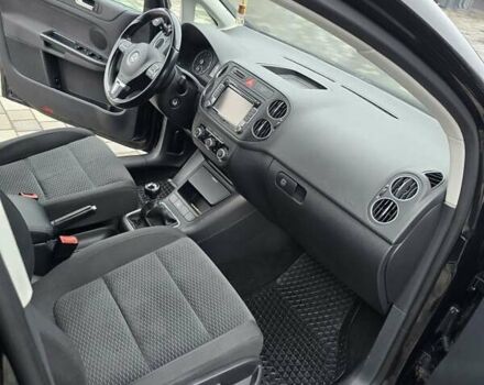 Черный Фольксваген Гольф Плюс, объемом двигателя 1.6 л и пробегом 212 тыс. км за 8299 $, фото 8 на Automoto.ua