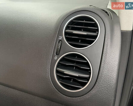 Фольксваген Гольф Плюс 2011 в Стрые на Automoto.ua Черный Фольксваген Гольф Плюс, объемом двигателя 1.4 л и пробегом 227 тыс. км за 8950 $, фото 63 на Automoto.ua