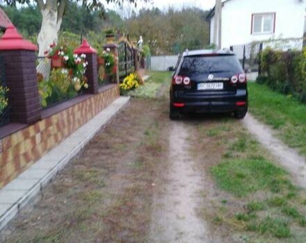 Черный Фольксваген Гольф Плюс, объемом двигателя 1.4 л и пробегом 66 тыс. км за 8500 $, фото 1 на Automoto.ua