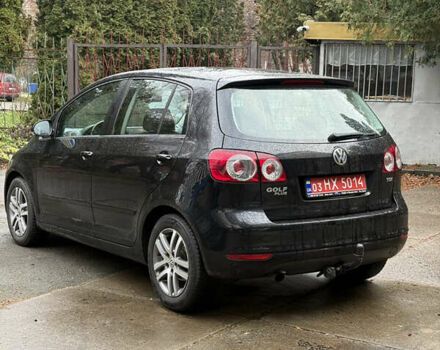 Черный Фольксваген Гольф Плюс, объемом двигателя 1.6 л и пробегом 221 тыс. км за 8700 $, фото 6 на Automoto.ua