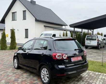 Черный Фольксваген Гольф Плюс, объемом двигателя 1.39 л и пробегом 213 тыс. км за 8590 $, фото 7 на Automoto.ua