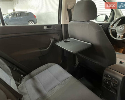 Фольксваген Гольф Плюс 2011 в Стрые на Automoto.ua Черный Фольксваген Гольф Плюс, объемом двигателя 1.4 л и пробегом 227 тыс. км за 8950 $, фото 39 на Automoto.ua