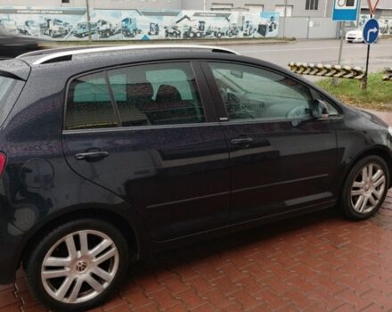 Черный Фольксваген Гольф Плюс, объемом двигателя 1.2 л и пробегом 136 тыс. км за 7650 $, фото 2 на Automoto.ua