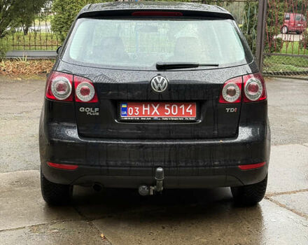 Черный Фольксваген Гольф Плюс, объемом двигателя 1.6 л и пробегом 221 тыс. км за 8700 $, фото 7 на Automoto.ua