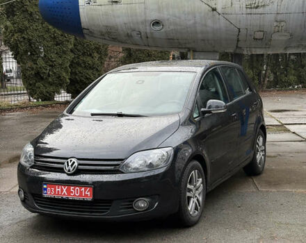 Черный Фольксваген Гольф Плюс, объемом двигателя 1.6 л и пробегом 221 тыс. км за 8700 $, фото 3 на Automoto.ua