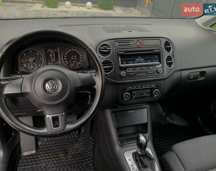 Черный Фольксваген Гольф Плюс, объемом двигателя 1.6 л и пробегом 206 тыс. км за 8300 $, фото 50 на Automoto.ua