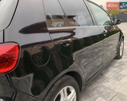 Черный Фольксваген Гольф Плюс, объемом двигателя 1.6 л и пробегом 206 тыс. км за 8300 $, фото 1 на Automoto.ua