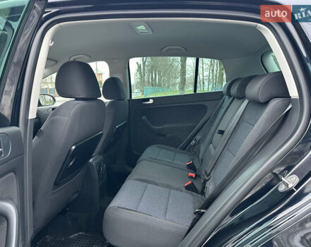 Черный Фольксваген Гольф Плюс, объемом двигателя 1.4 л и пробегом 165 тыс. км за 9300 $, фото 46 на Automoto.ua