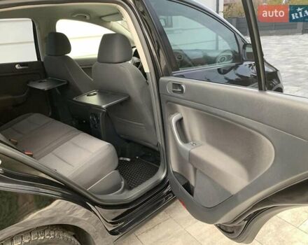 Черный Фольксваген Гольф Плюс, объемом двигателя 1.6 л и пробегом 206 тыс. км за 8300 $, фото 31 на Automoto.ua